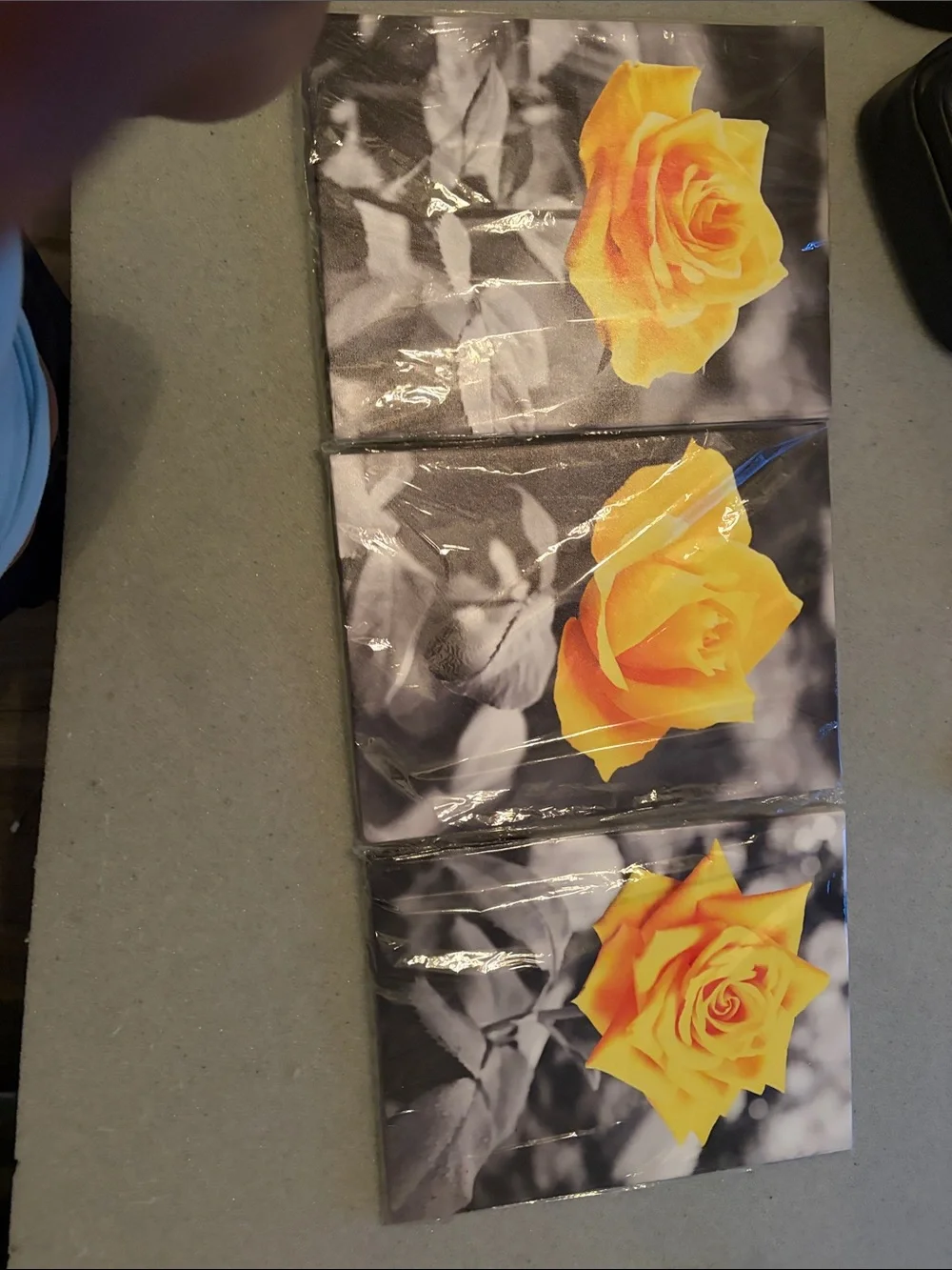 Black and white yellow accent picture set